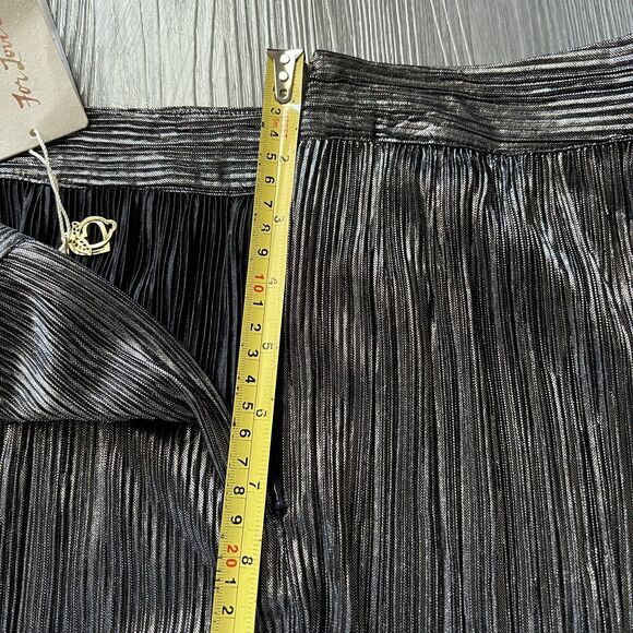 For Love And Lemons Skirt Womens Large Pleated Marion Gunmetal Metallic - Picture 7 of 14